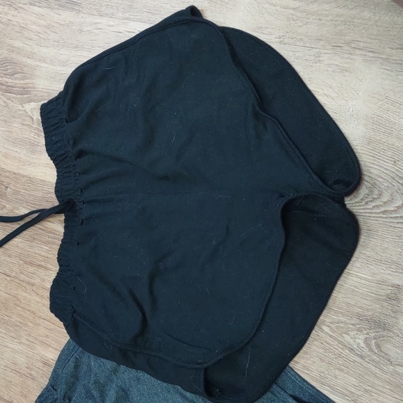 2 pair of Junior Athletic knit shorts - Picture 2 of 6